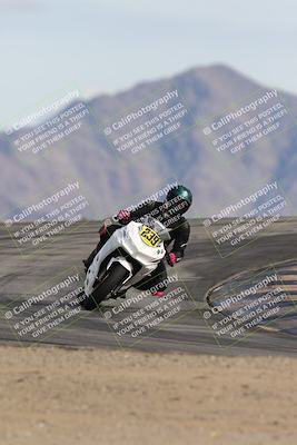 media/Nov-16-2025-Race Pace (Sun) [[8c5fa54630]]/Verified Riders/8-Turn 12 (120pm)/